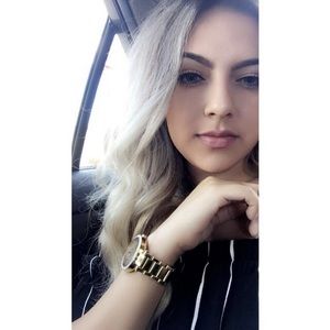 Meet your Posher, Priscilla